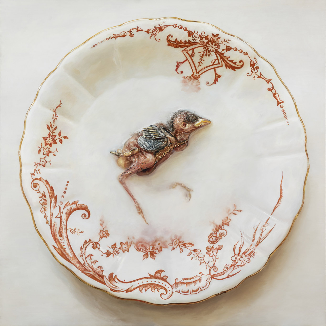 Cindy Wright, Cat's Milk, 2017, peinture sur lin en trompe l'œil représentant un assiette blanche décorée de motifs décoratifs sur laquelle est posé le corps d'un oisillon mort, exposition En Regard, Delta Namur, 2023