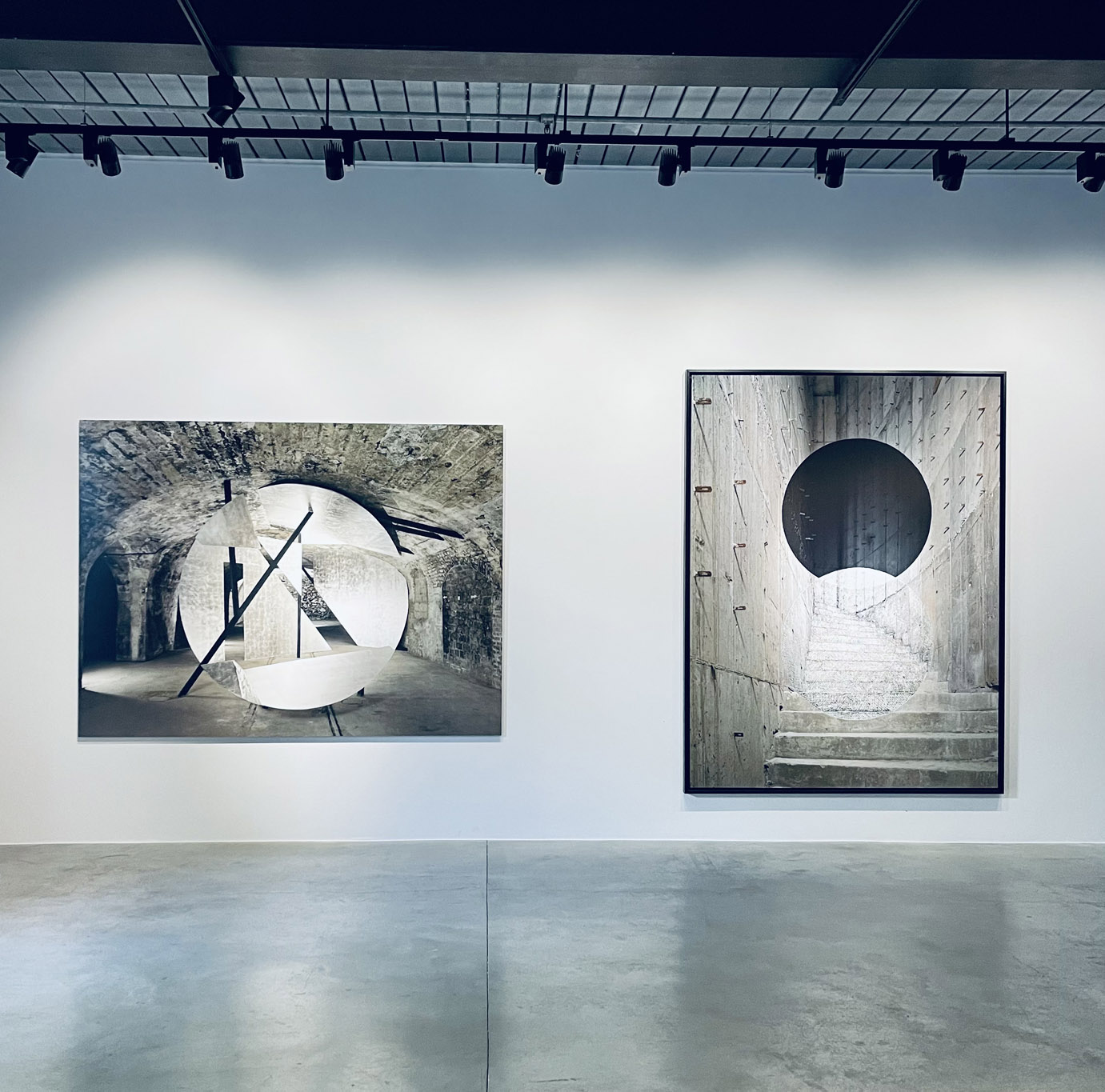 Georges Rousse, vue de l'exposition Rising Circles, Hangar, Bruxelles, 2023, (c) Georges Rousse, (c) photo courtesy Be Culture, Boombartstic Art Magazine