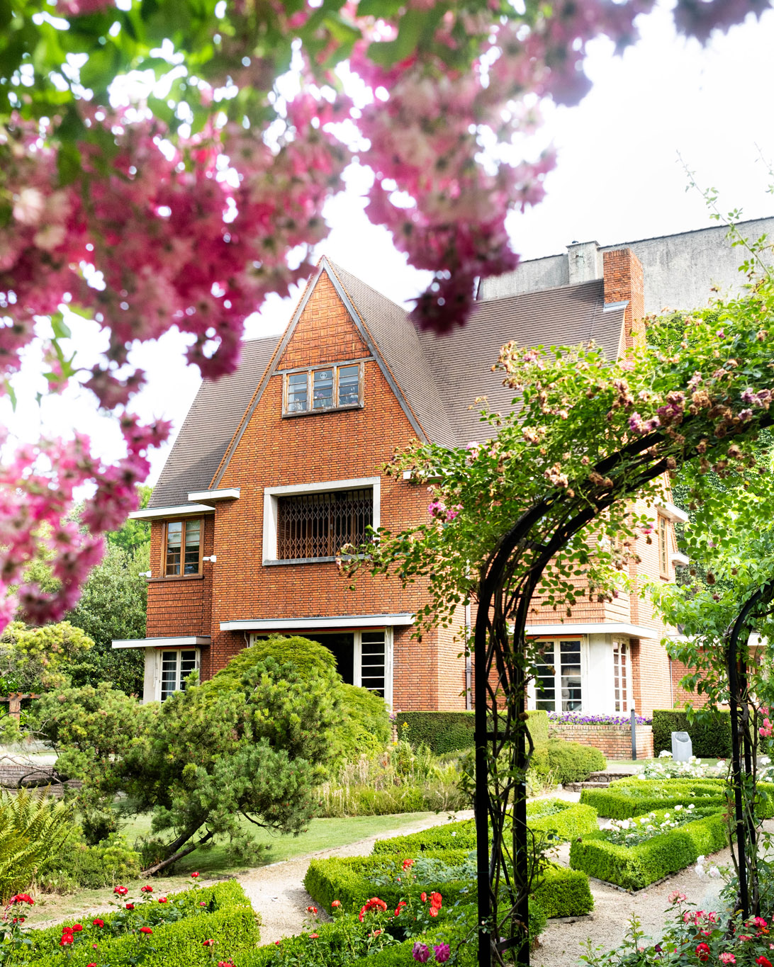 Musée van Buuren, vue sur la villa et ses jardins, (c) photo Michael Binkin, Boombartstic Art Magazine