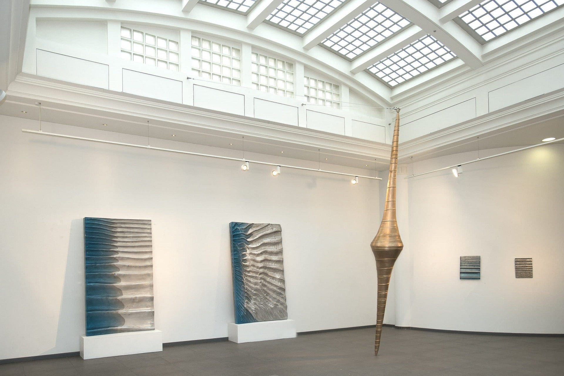 Catherine François, vue de l'exposition Waves, 2019, galerie La Forest Divonne, Bruxelles, Boombartstic Art Magazine