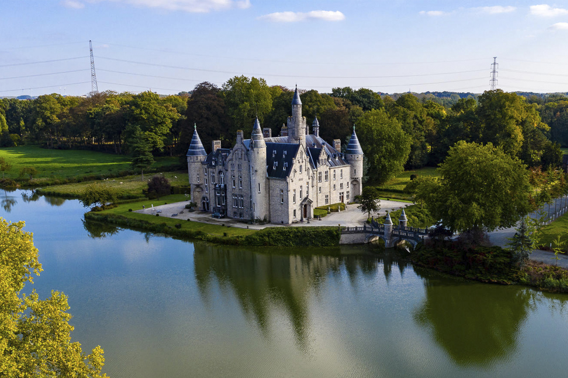 Vestalia 2025, vue du Château de Bornem et de son parc, (c) Kasteel van Bornem, Boombartstic Art Magazine
