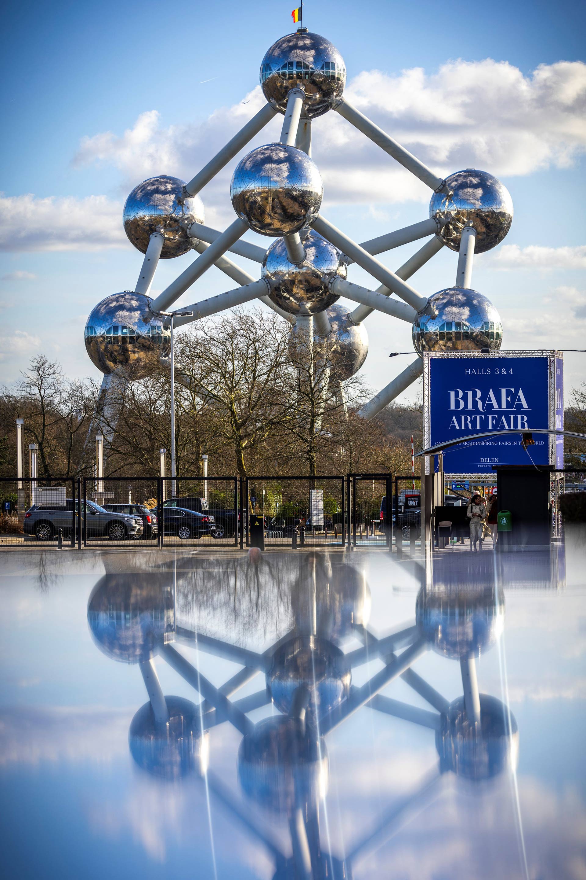 BRAFA 2026, face à l'Atomium, Bruxelles, (c) photo BRAFA, Boombartstic Art Magazine