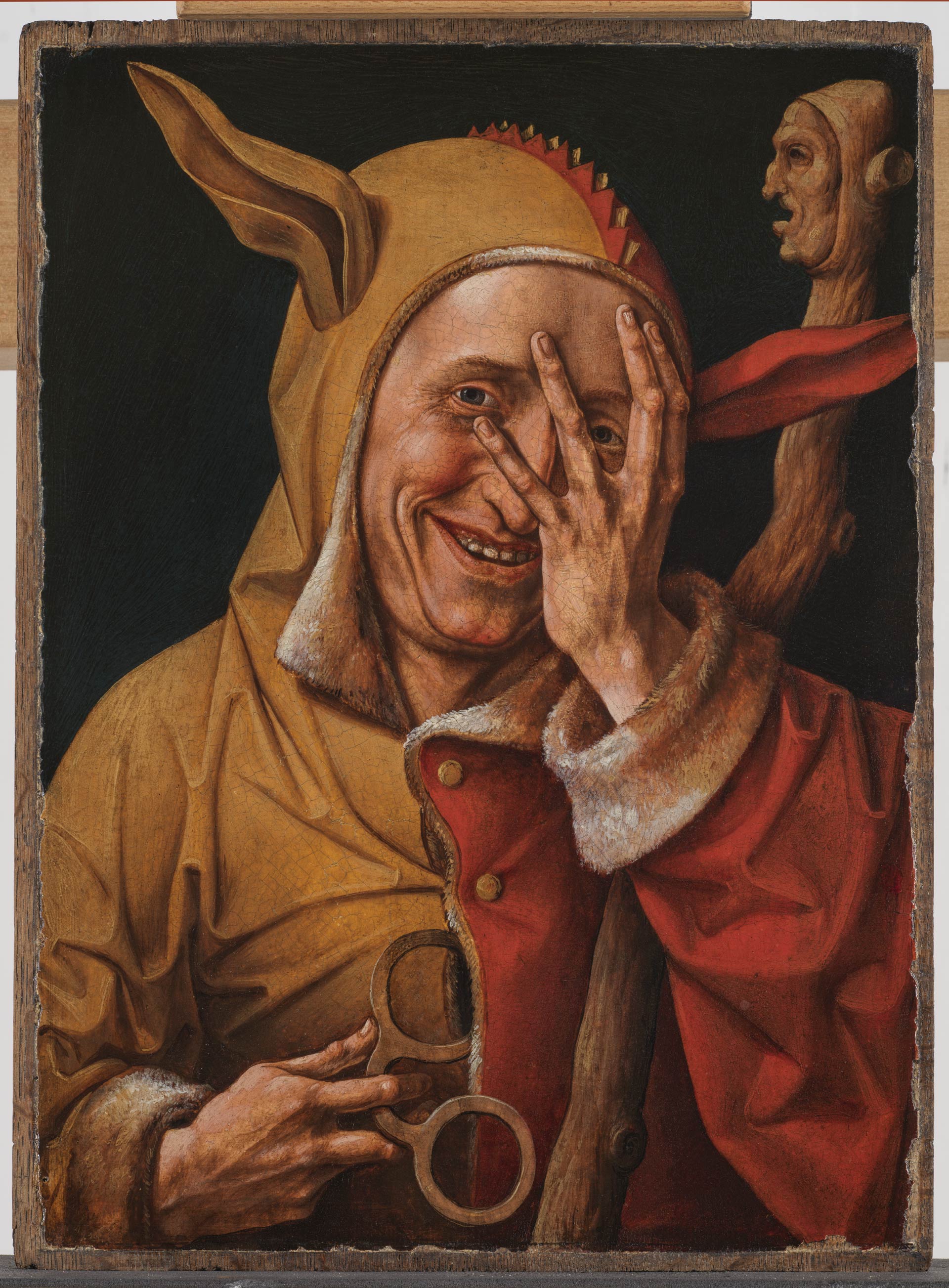 Maître de 1537, Pays-Bas du Sud, Le Bouffon regardant entre les doigts, ca. 1520, The Phoebus Foundation, Anvers, exposition Bellezza e Bruttezza, BOZAR, Bruxelles, 2026, (c)The Phoebus Foundation, Boombartstic Art Magazine