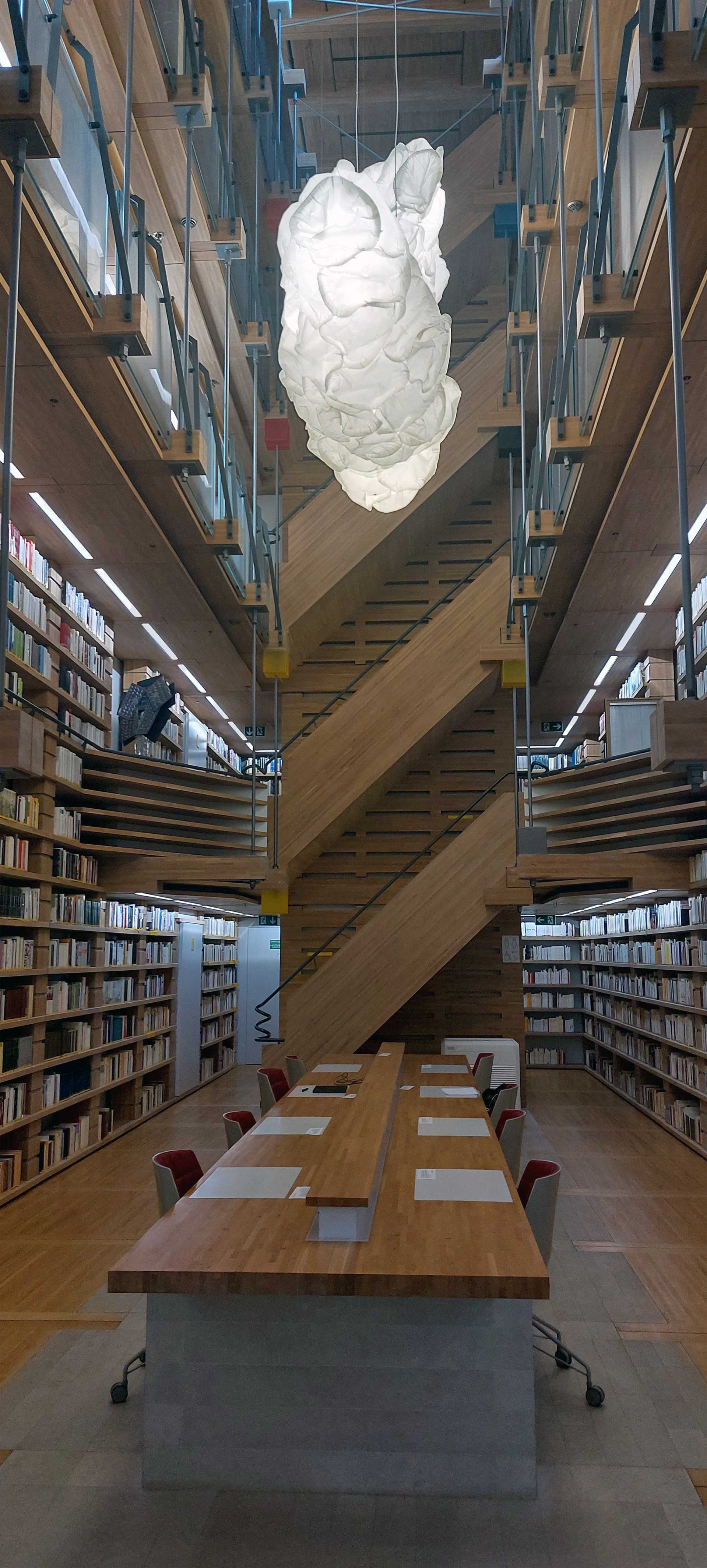 Fondation Jan Michalski pour l'écriture et la littérature, Bibliothèque, Montricher, Suisse, (c) photo Eric Mabille, Boombartstic Art Magazine