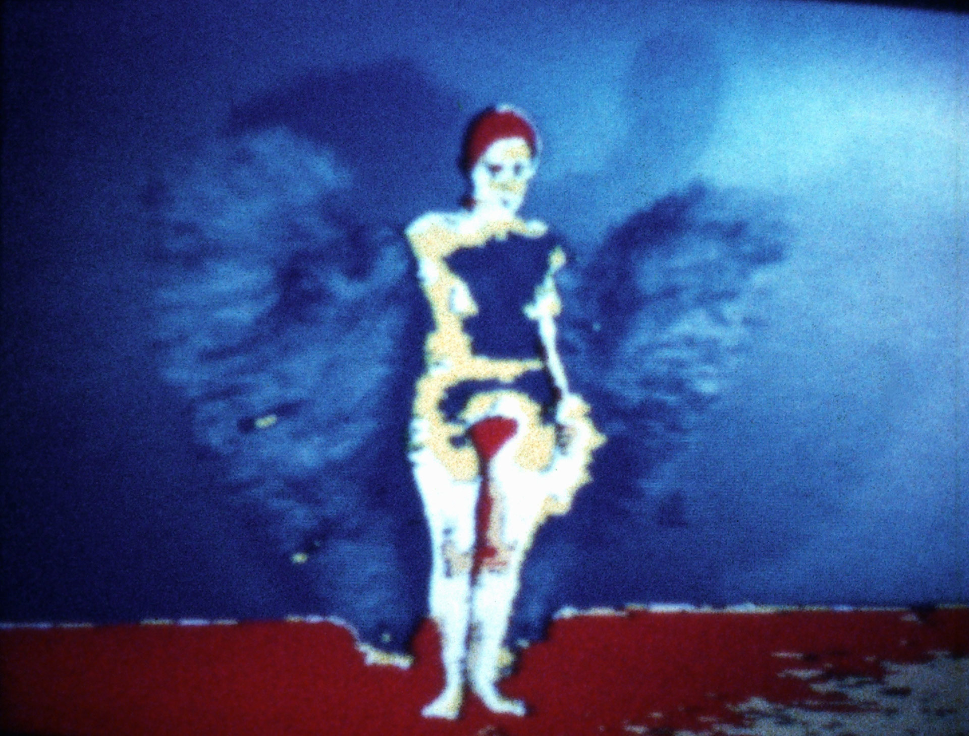 Ana MENDIETA, Butterfly, 1975, Film Super 8 transféré sur support numérique haute définition, couleur, muet, Oeuvre Vidéo (Loop): 3min. 19sec, Pinault Collection, Images E10098, Ana Mendieta (c) Adagp, Paris, 2026, (c) The Estate of Ana Mendieta Collection, LLC, Courtesy Galerie Lelong & Co., New York, exposition Picture Perfect, BOZAR, Bruxelles, 2026, Boombartstic Art Magazine
