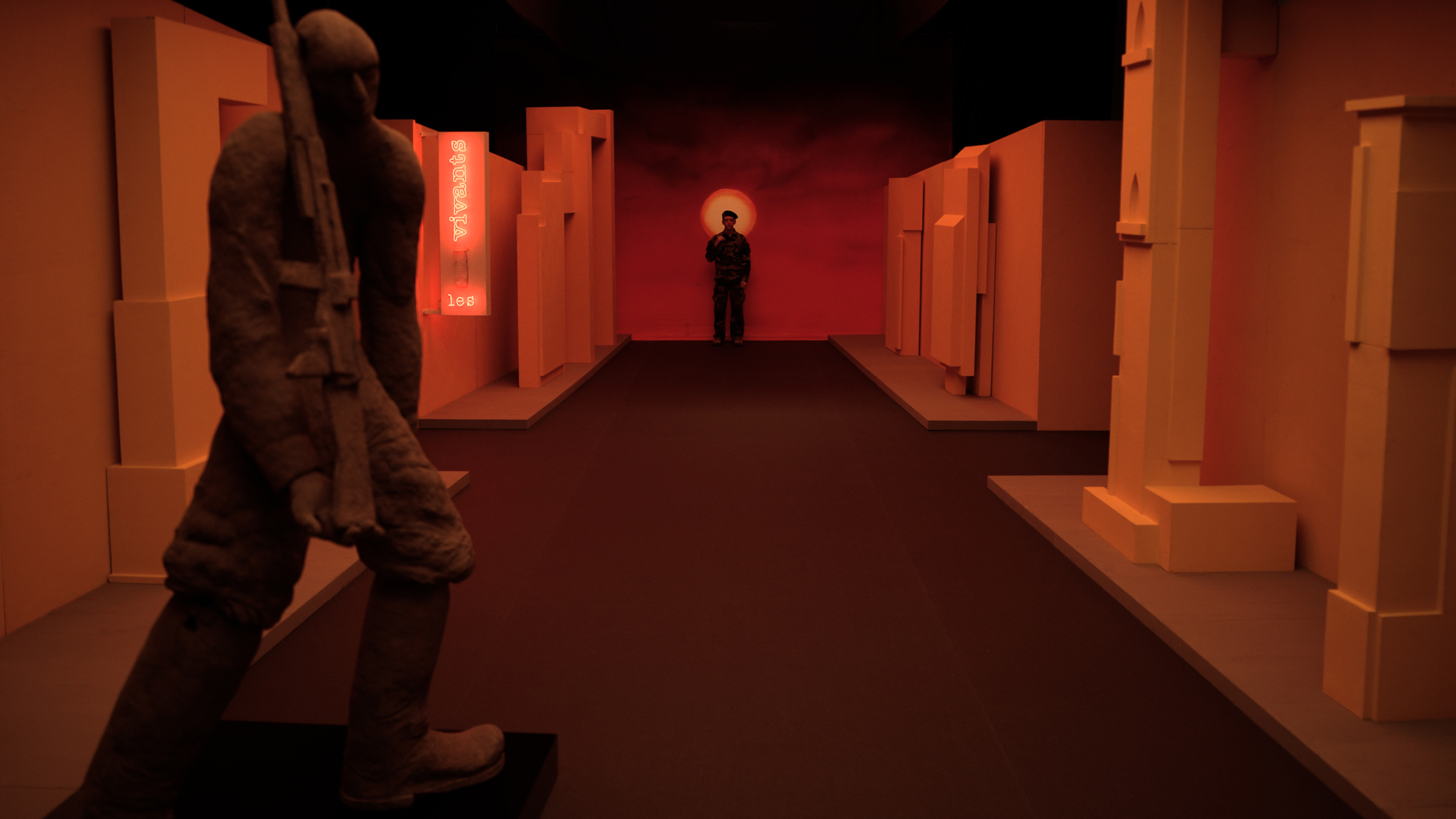 Ali Cherri, photo extraite du film The Sentinel, 2026, exposition Soul Witness, WIELS, Bruxelles, 2026, (c) Courtesy the artist et Galeri Almine Rech, Boombartstic Art Magazine