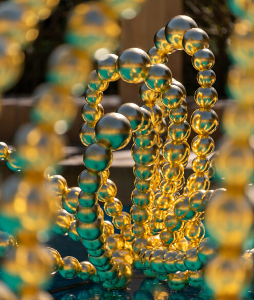 Jean-Michel Othoniel, Gold Lotus , 2022, Inox, feuille d’or, exposition Diary of Happiness, Fondation Boghossian - Villa Empain, 2026, (c) Othoniel Studio_Jean-Philippe Robin, Boombartstic Art Magazine
